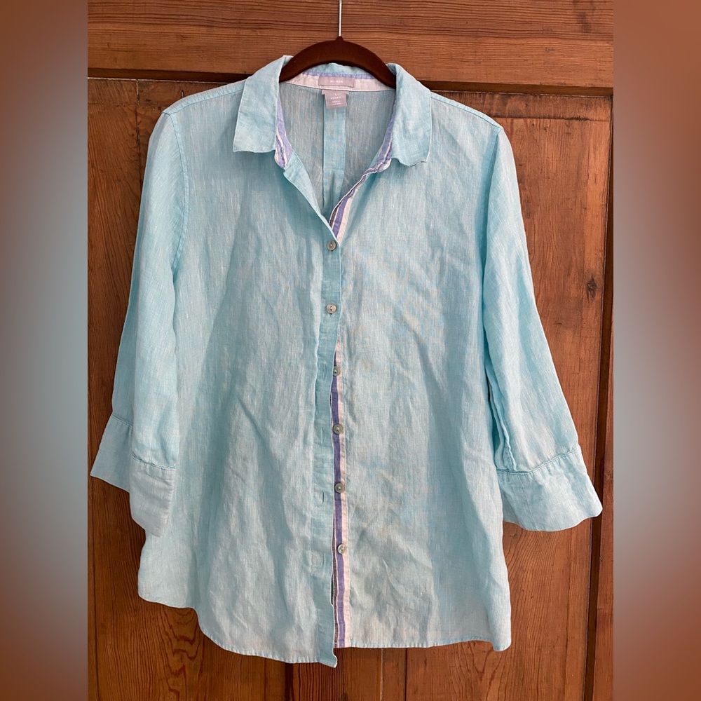 Chico’s No Iron Linen Button Up Shirt - Size 1 (Women’s 8)